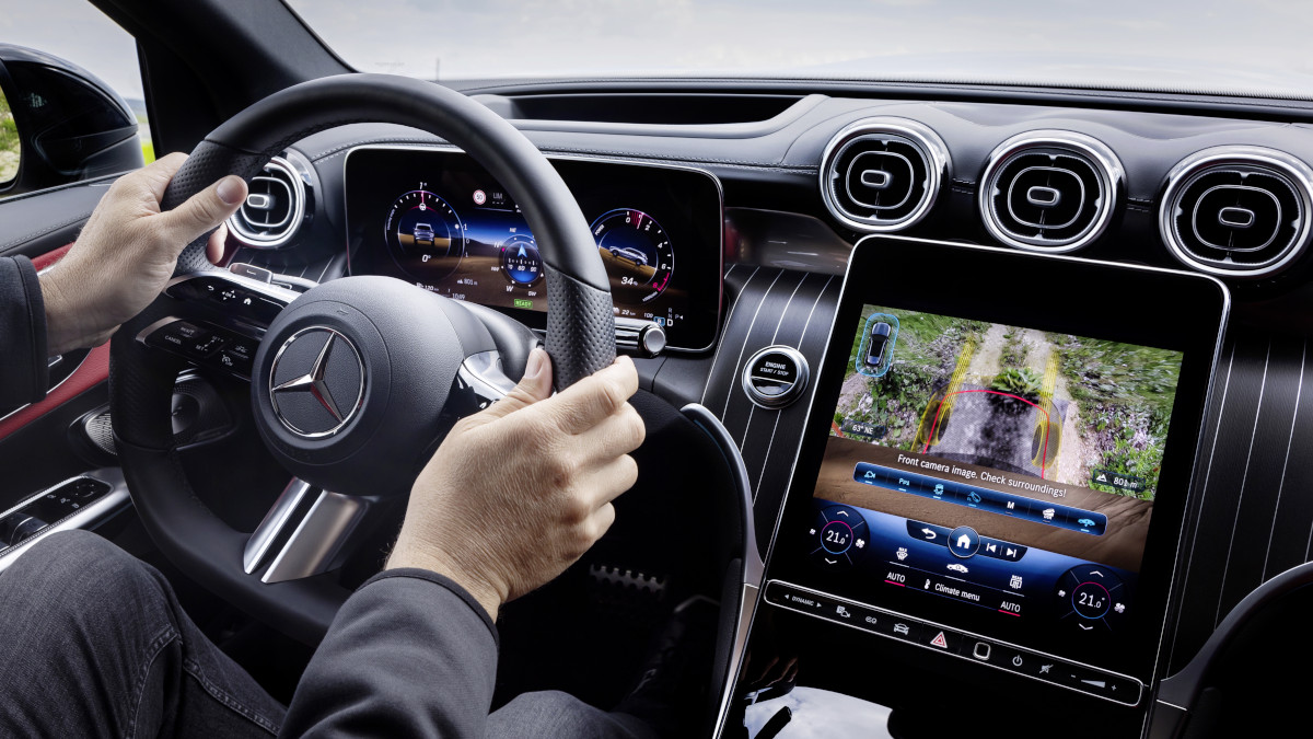 mercedes-benz-glc-off-raod-pantalla