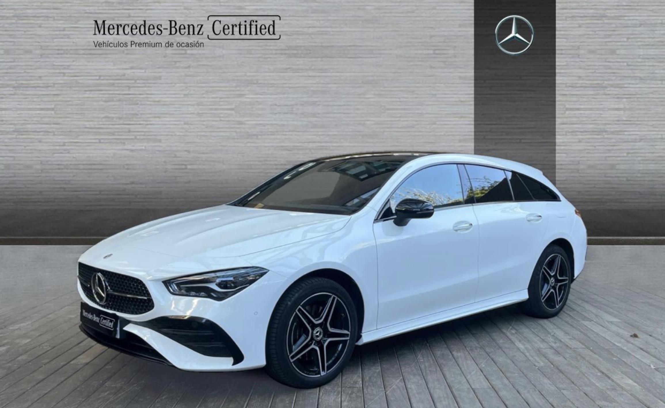 Mercedes-Benz Clase CLA Negro