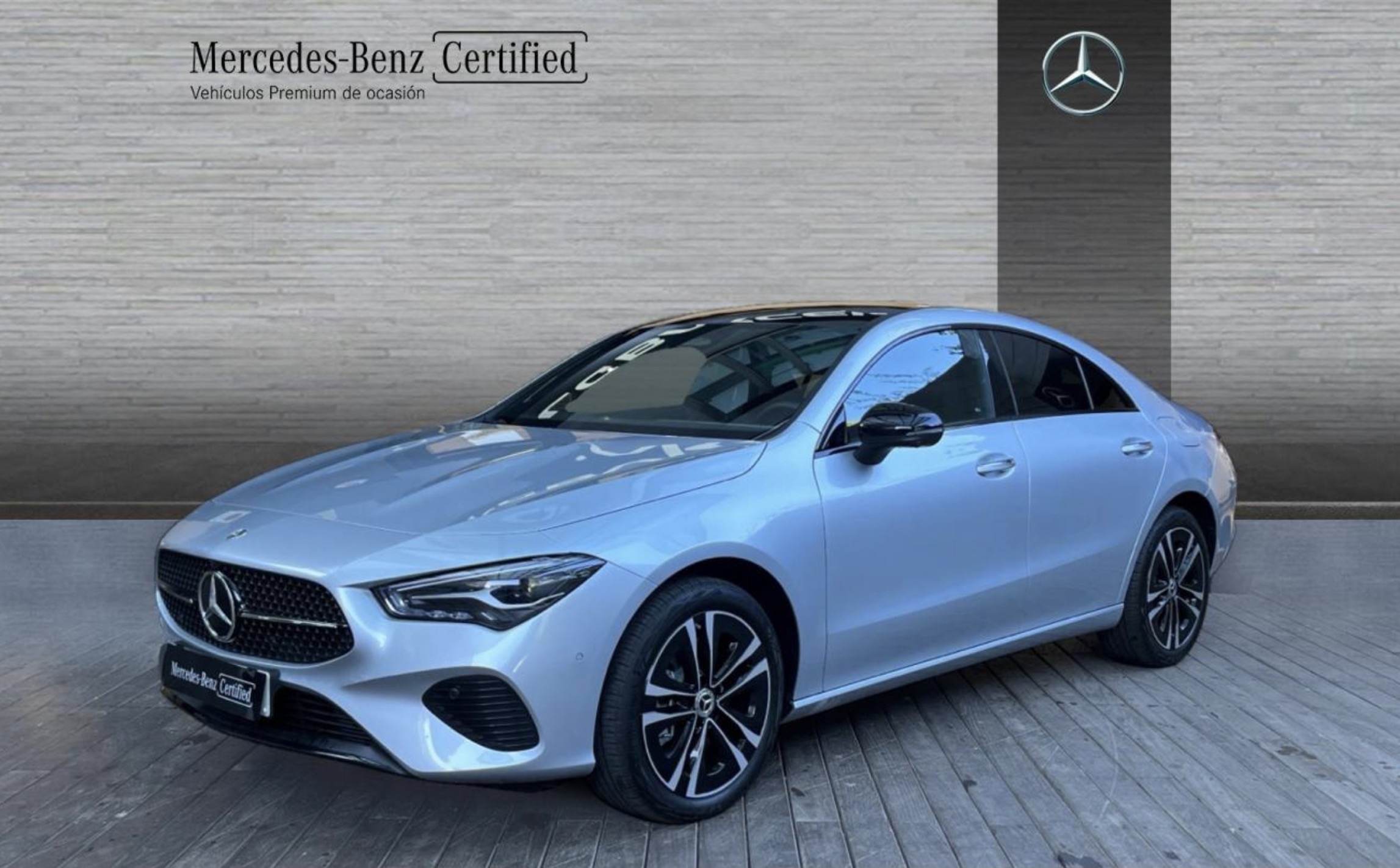 Mercedes-Benz Clase CLA Negro