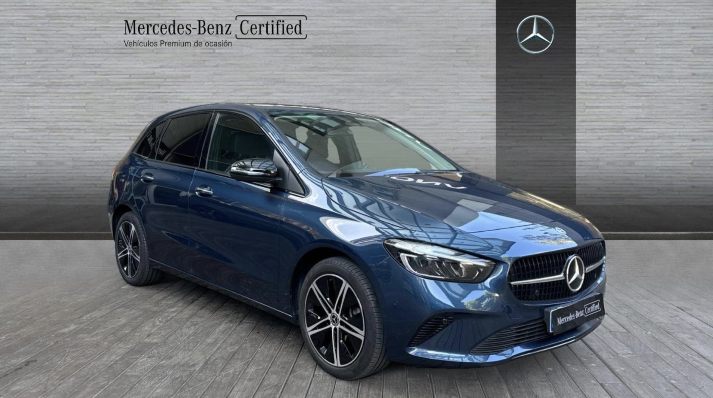 Mercedes-Benz Clase B Negro