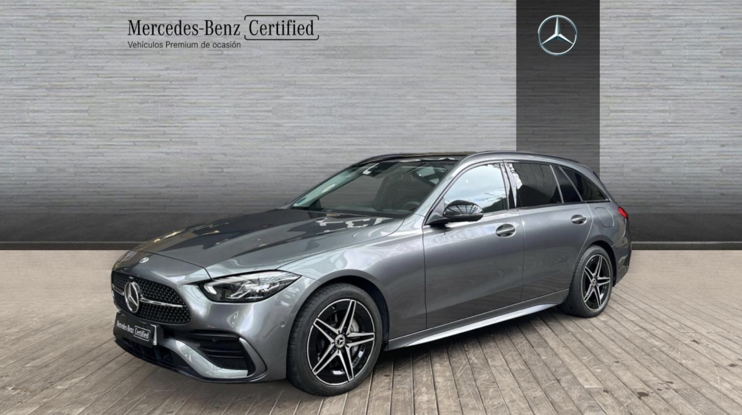 Mercedes-Benz Clase C Rojo